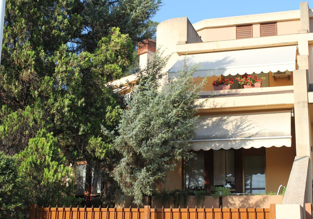La Tuia E Il Tasso Bed & Breakfast Cagliari Ngoại thất bức ảnh